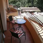 Pensión Europa 2*